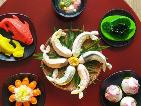 Hội yêu bếp đua nhau khoe mâm cỗ cúng ông Công ông Táo, ấn tượng nhất là 'đàn cá chép' bằng xôi tuyệt đẹp