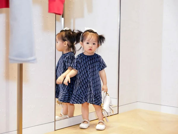 Bà xã Cường Đô La chuẩn 'đẻ thuê' khi hé lộ con gái Suchin thừa hưởng điều này từ bố
