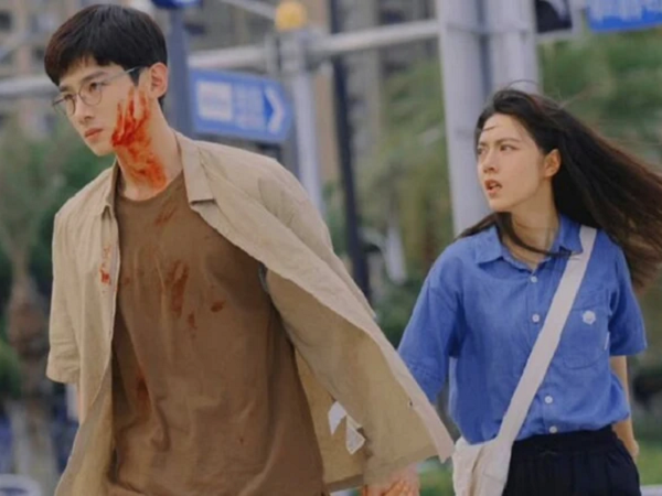 Netizen hoảng hốt trước ảnh Bạch Kính Đình bỏng nặng, cháy đen như 'khoai nướng' ở hậu trường 'Khởi đầu'