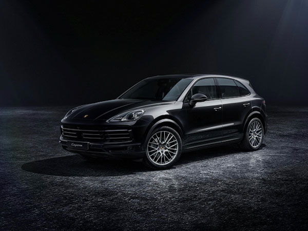 Porsche Cayenne 2022 thêm gói tùy chọn Platinum Edition 1.350 USD