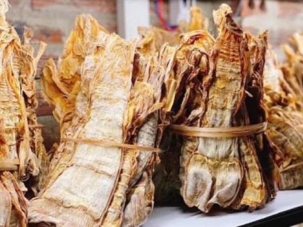Mẹo chọn mua măng khô ngon và cách ngâm nhanh mềm để chế biến món ăn ngày Tết