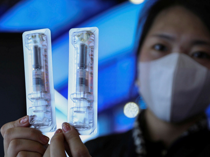Vaccine mRNA của Trung Quốc bị nghi không hiệu quả bằng Pfizer, Moderna