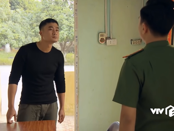 Phố trong làng tập 47: Hiếu kích động, trở mặt đe dọa Nam