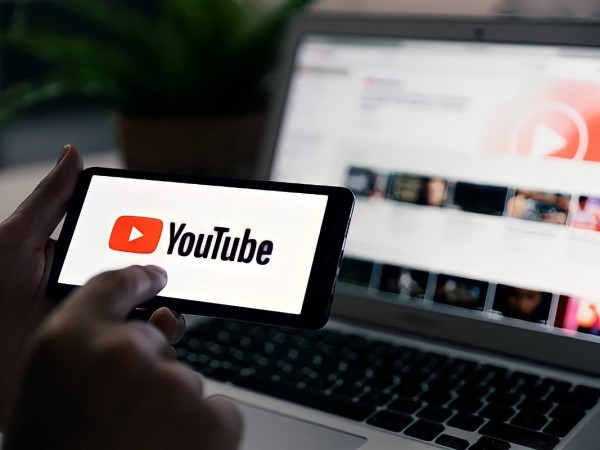Tại sao nên xóa lịch sử xem YouTube thường xuyên?