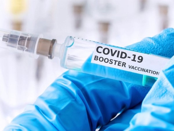 Hiệu quả tiêm liều 3 vắc xin Covid-19 khác loại 2 mũi đầu