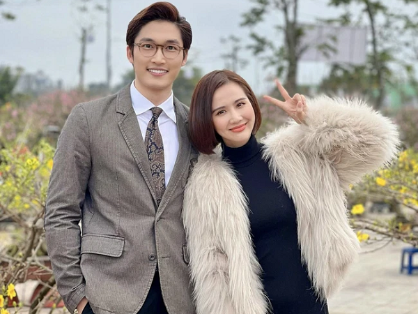 Thương ngày nắng về: Đình Tú tung ảnh tình tứ cùng Huyền Lizzie, tiết lộ Duy sẽ theo Trang đi Nhật trong phần 2 lên sóng vào tháng 4
