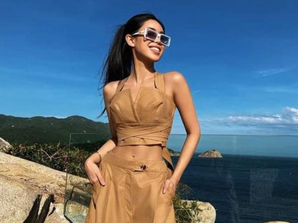 Phản ứng của Tiên Nguyễn trên mạng xã hội sau khi bị bố tỷ phú giục lấy chồng