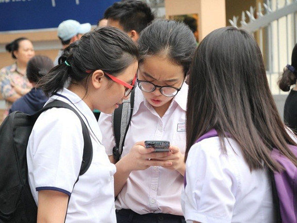 Lo học sinh chỉ mải chơi trong kỳ nghỉ Tết, cô giáo gửi dòng tin nhắn ai đọc cũng phải toát mồ hôi