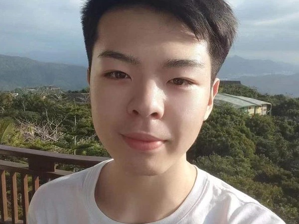 Weibo 'cấm ngôn' 40 tài khoản liên quan đến cái chết của Lưu Học Châu