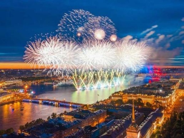 Nguồn gốc lịch sử của pháo hoa: Từ thời cổ đại đến hiện đại