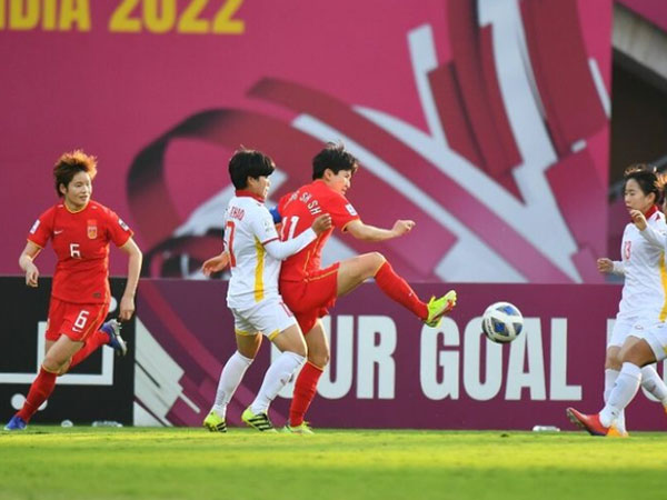 Thua ngược Trung Quốc, tuyển nữ Việt Nam đấu play-off tranh vé World Cup
