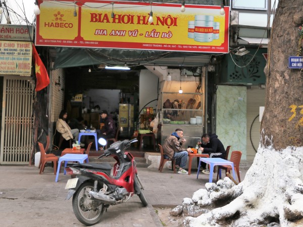 Hà Nội: Hàng quán mở sáng mùng 1 Tết Nhâm Dần, giá tăng nhẹ