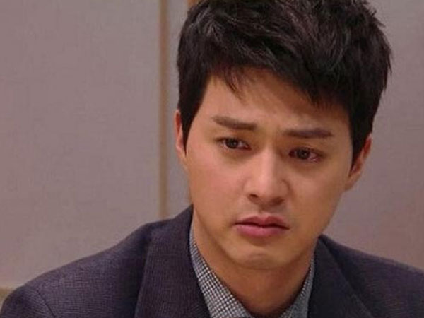 Vợ đi sắm Tết rồi mất tích luôn, kiểm tra két sắt tôi phát hiện tất cả số vàng và 3 cuốn sổ tiết kiệm 4 tỷ đã không cánh mà bay