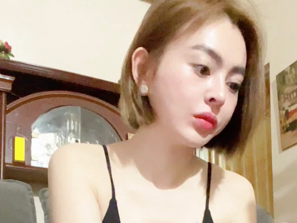 MXH xôn xao lan truyền clip Trang Nemo bị một người đàn ông tạt nước vào mặt khi đang ăn Tết ở quê
