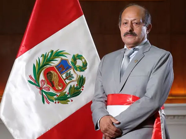 Nhậm chức được 4 ngày, thủ tướng Peru xin thôi việc vì cáo buộc bạo hành con gái và người vợ quá cố