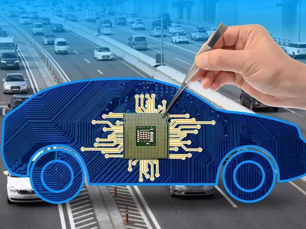 Doanh số ô tô 2022 tiếp tục ‘cắm đầu’ vì thiếu chip