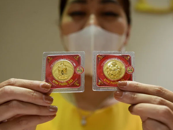 Giá vàng trong nước tăng chóng mặt, lập kỷ lục mới 63,5 triệu đồng/lượng