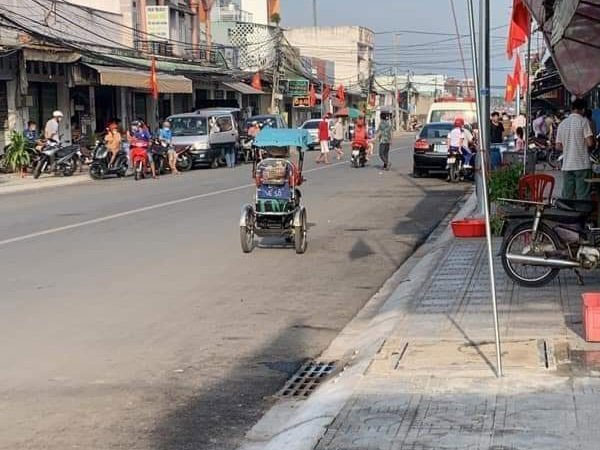 Ghen tuông, nam thanh chém chết 'vợ hờ' hơn 13 tuổi
