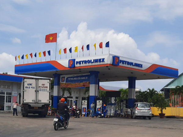 Cà Mau: Nhiều cơ sở kinh doanh xăng dầu ngừng hoạt động