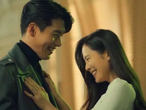 Hyun Bin - Son Ye Jin đã bí mật bán nhà riêng, dọn về sống chung trong penthouse trăm tỷ?