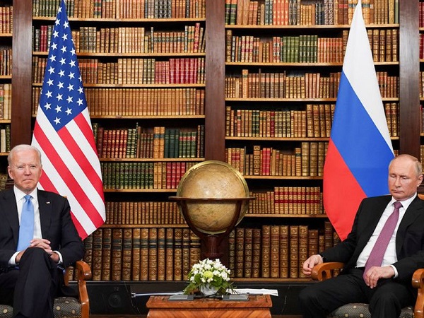 Hé lộ cuộc điện đàm Biden - Putin giữa căng thẳng Ukraina