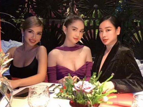 Dự tiệc cùng hội bạn mĩ nhân nhưng đây là chiêu giúp Ngọc Trinh nổi bần bật
