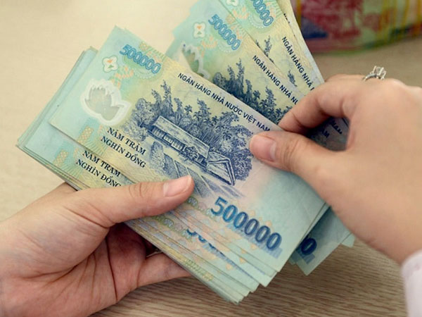 Chính sách mới về bảo hiểm, tiền lương người lao động cần biết