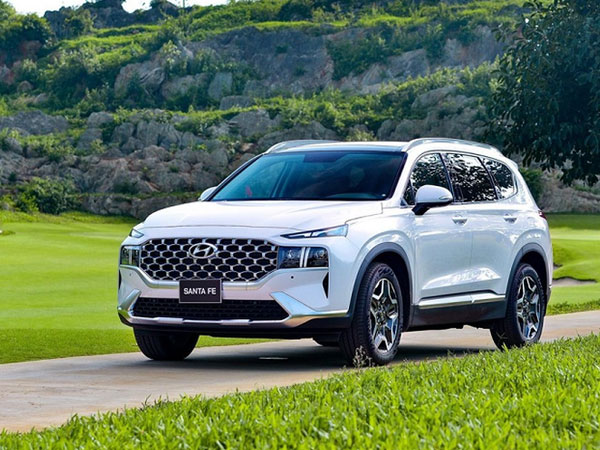 Những mẫu xe ôtô bất ngờ “cháy hàng” sau Tết Nguyên Đán