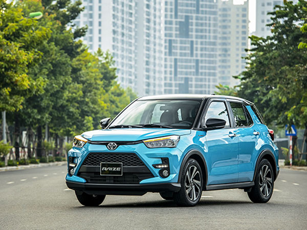 TP.HCM: Toyota Raize ‘mua bia kèm lạc’ vẫn phải chờ 4 tháng