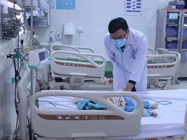 Cảnh báo sai lầm của bố mẹ khiến con sổ mũi, nghẹt mũi có nguy cơ biến chứng nặng thậm chí nguy hiểm tính mạng