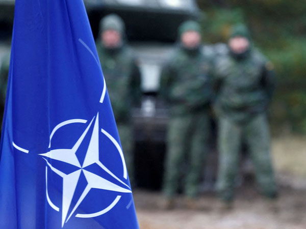 Vì sao gia nhập NATO và EU mãi là 'giấc mơ xa vời' của Ukraine?