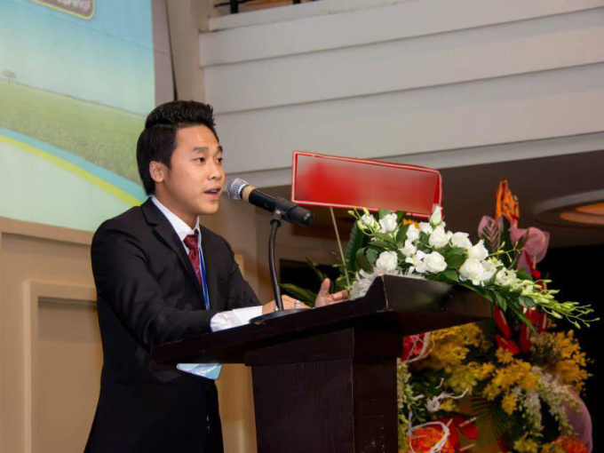 Bạn trai doanh nhân lên tiếng chuyện chia tay Hòa Minzy