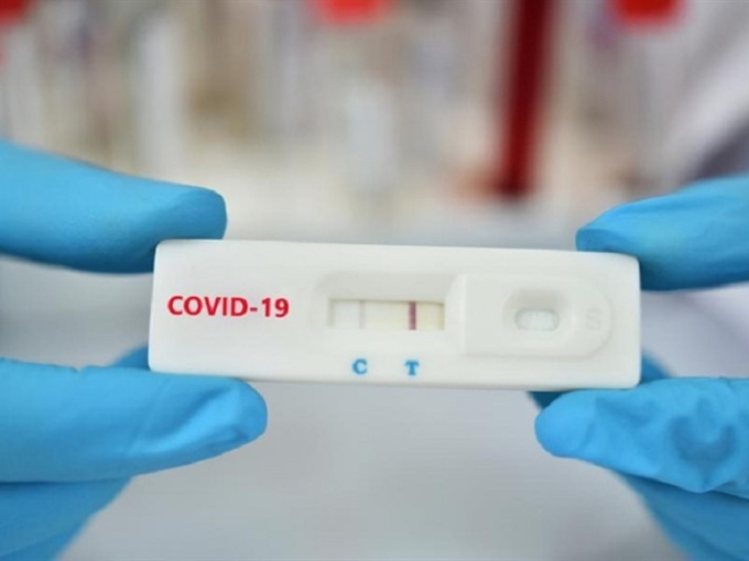 Giá test nhanh giảm 29%, tối đa 78.000 đồng