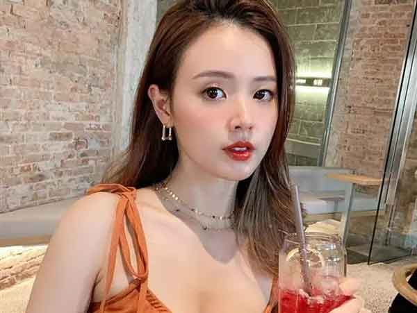 Midu phản ứng gắt trước tin hẹn hò MC điển trai