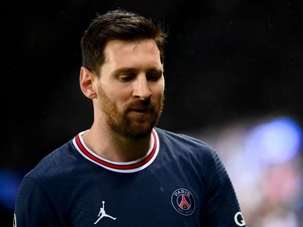 Messi sa lầy, hứng thêm gạch đá khi PSG thua sốc