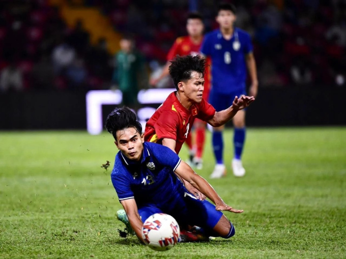 CĐV Thái Lan 'cà khịa': Timor Leste sẽ dạy Việt Nam đá bóng