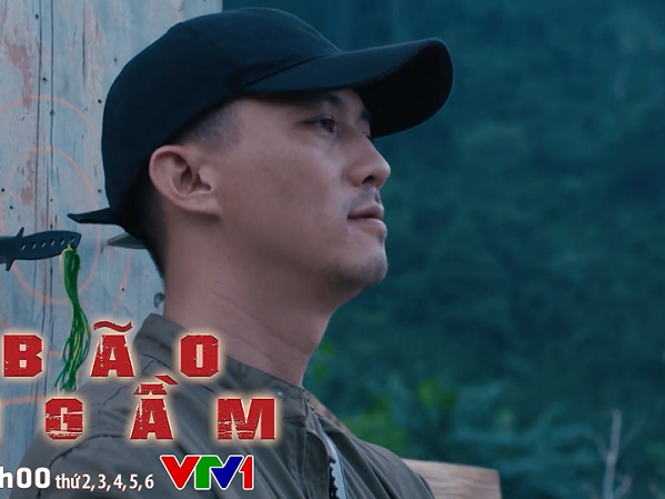 Bão ngầm tập 5: Hùng 'nhọ' bị ông trùm ép dùng 'hàng cấm', sai 'gái ngành' phục vụ để canh chừng