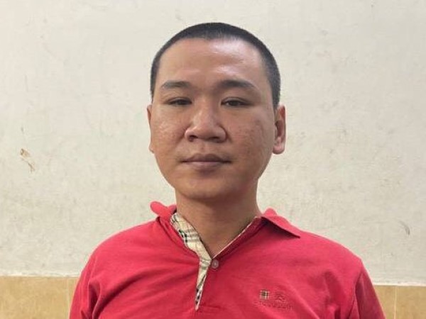 Cướp giật xong, mang giấy tờ bỏ trước khách sạn của nữ du khách Anh