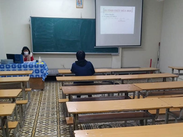 Chỉ 1 học sinh đến lớp, dạy trực tiếp để làm gì?