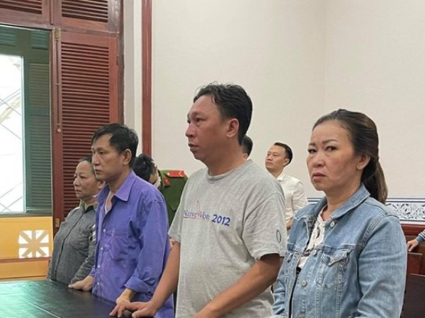 Truy tố cựu cán bộ Công an TPHCM lừa tiền ‘chạy án’