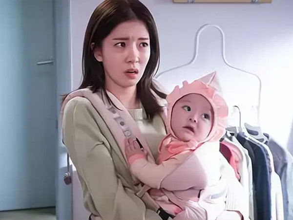 Nhờ bố chồng trông cháu nào ngờ bị tát 'cháy má', tức mình tôi gọi một cuộc điện thoại làm cục diện thay đổi hoàn toàn