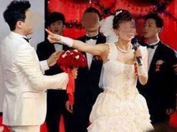 Đang ngày vui thì vợ cũ vác bụng bầu đến đòi lại chồng, cô dâu mới làm một điều khiến ai cũng ngả mũ thán phục
