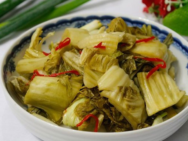 Lưu ý cách ăn dưa, cà muối để tránh ung thư
