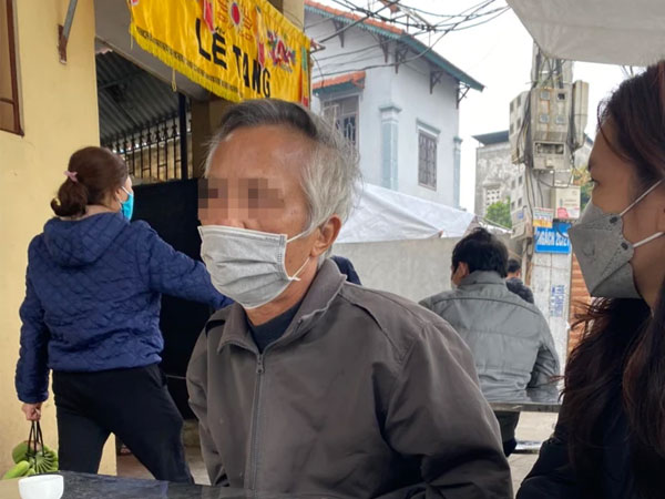 Nỗi đau tột cùng của người ở lại sau vụ chìm tàu Cửa Đại: 'Nhà tôi mất 5 người, chịu làm sao được đây'