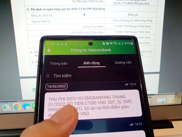 Phí SMS Banking tăng sốc: 3 'ông lớn' Viettel, VinaPhone, MobiFone đề nghị thu phí trọn gói