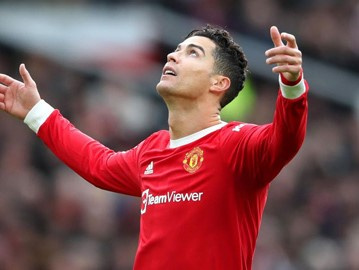 Có gần 70 cầu thủ xuất sắc hơn Ronaldo tại Premier League mùa này