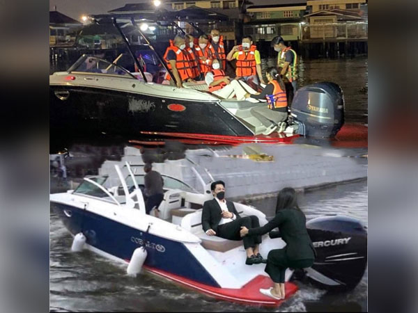 Bạn thân của nữ diễn viên 'Chiếc lá cuốn bay' được cảnh sát mời đến mô phỏng hiện trường nơi xảy ra tai nạn, phát ngôn của cô bạn gây phẫn nộ