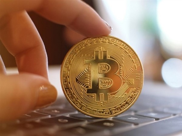 Chiếm đoạt hơn 5 tỉ đồng của nhà đầu tư Bitcoin