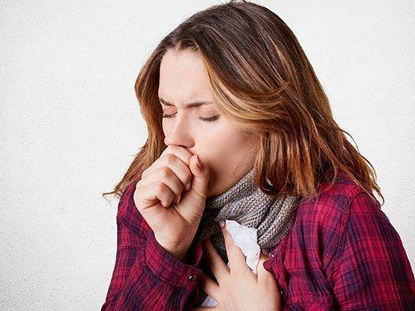 Ám ảnh vì ho kéo dài hậu covid-19: Bác sĩ chỉ ra 1 việc cần làm ngay để phục hồi nhanh, tránh biến chứng