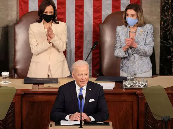 Ông Joe Biden phát biểu, Tổng thống Nga và Ukraine phản ứng